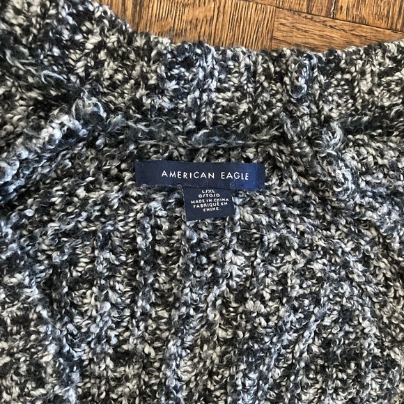 ⭐️3/$35 American Eagle cozy open sweater with pockets - Picture 3 of 8